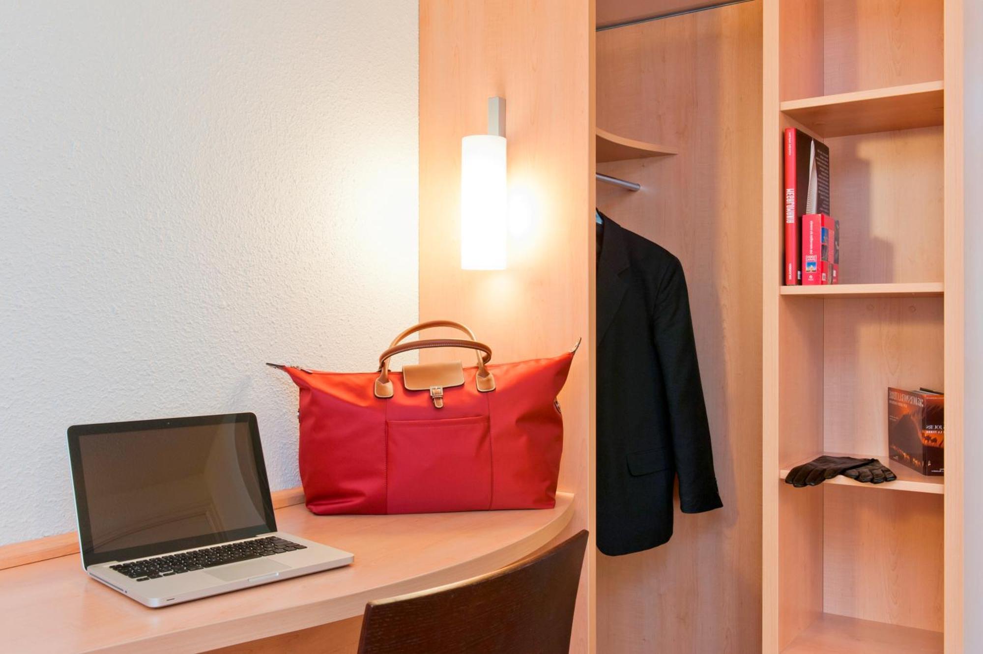 Ibis Lille Centre Gares Otel Oda fotoğraf