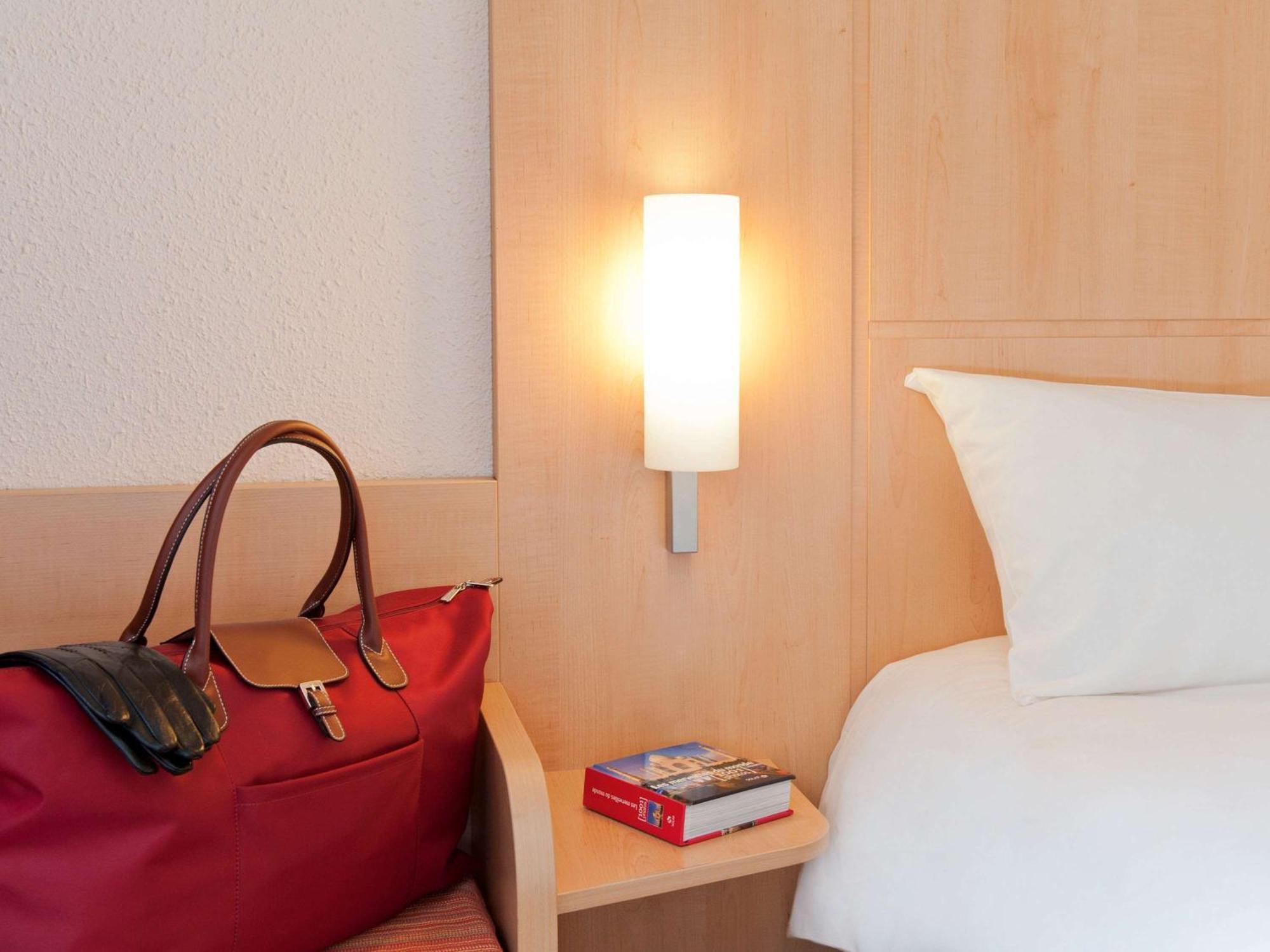 Ibis Lille Centre Gares Otel Dış mekan fotoğraf