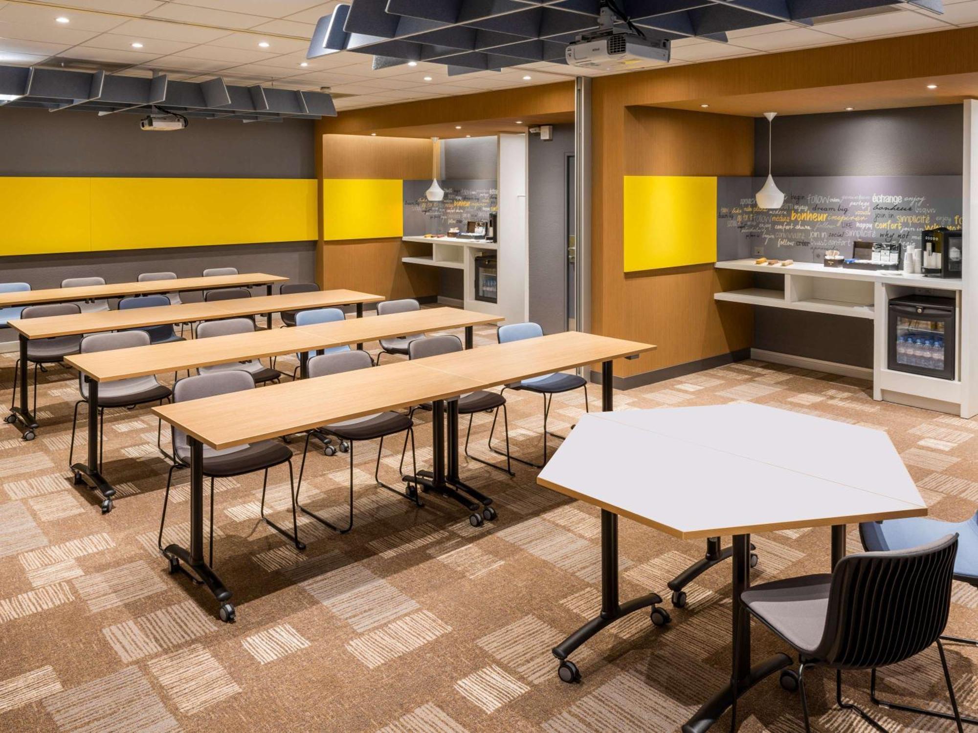 Ibis Lille Centre Gares Otel Dış mekan fotoğraf